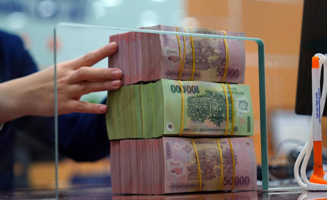 GPBank và VPBank nâng mức lãi suất huy động lên 10%/năm